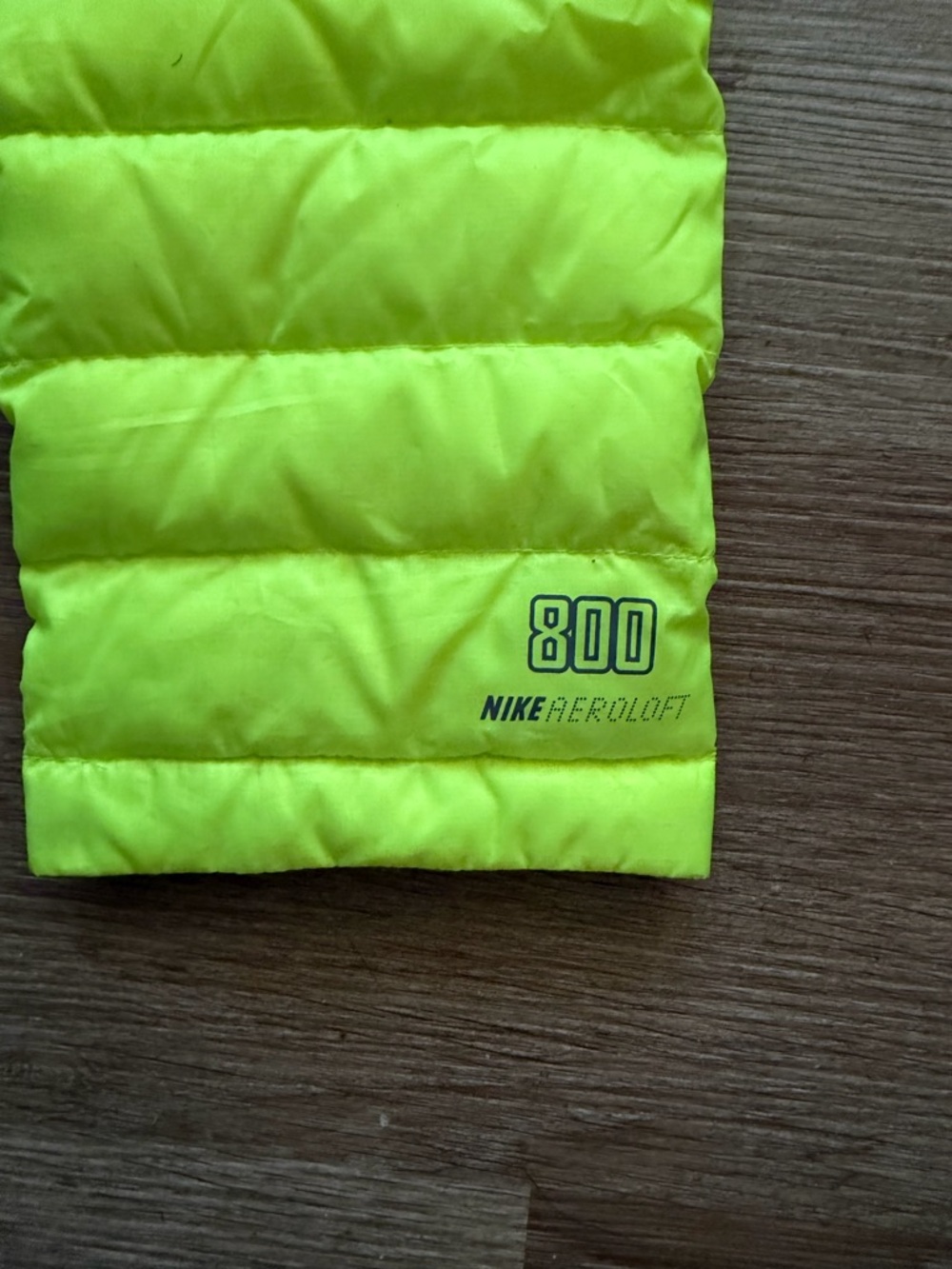 Nike Women’s Neon Yellow Puffer Jacket - Picture 3 of 6